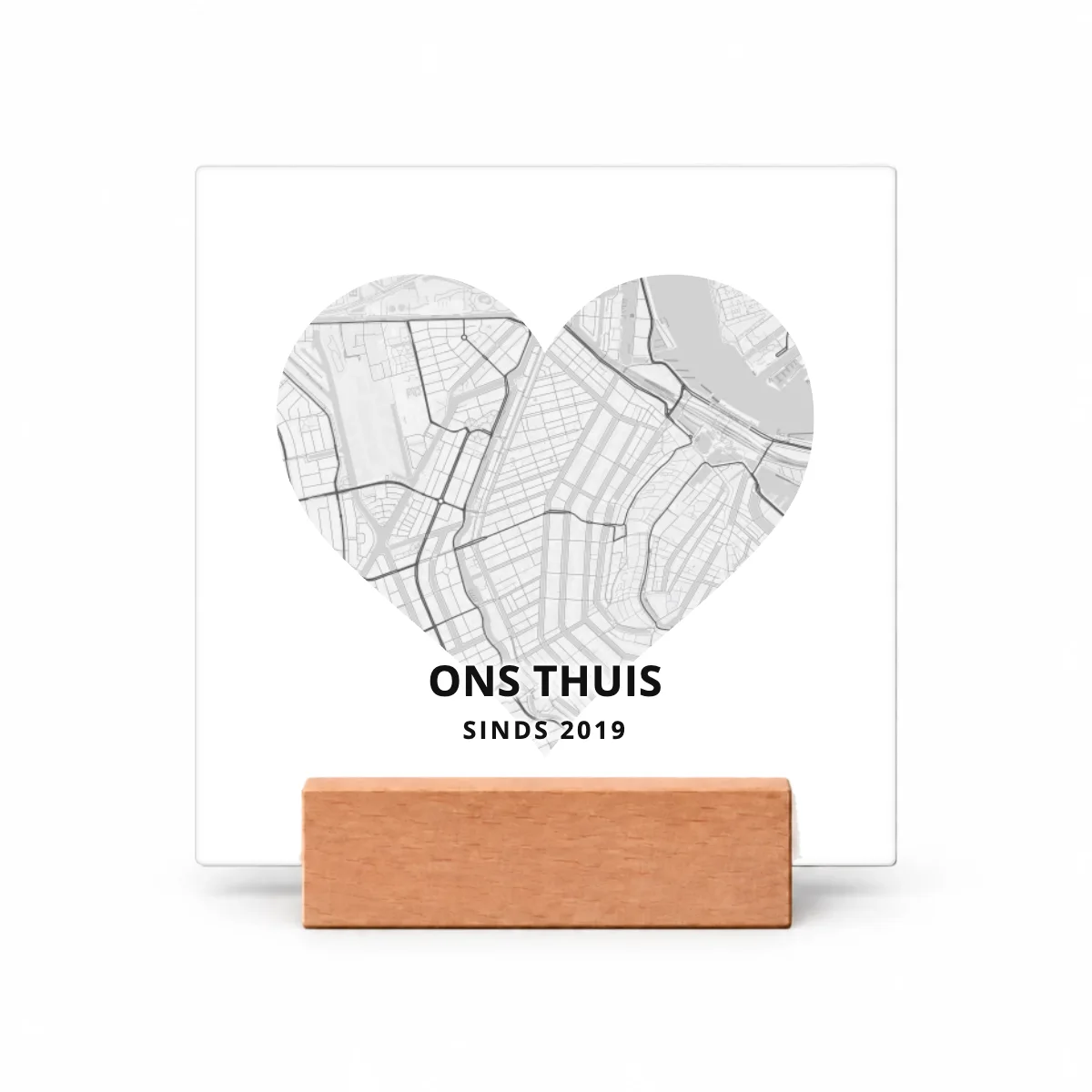 Stadskaart in een hart in grijs op een tegeltje